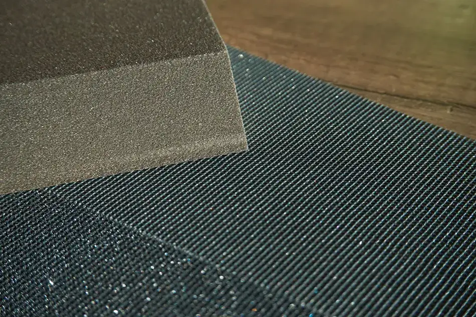 Jaka gąbka do szlifowania gładzi? 8 kluczowych wskazówek