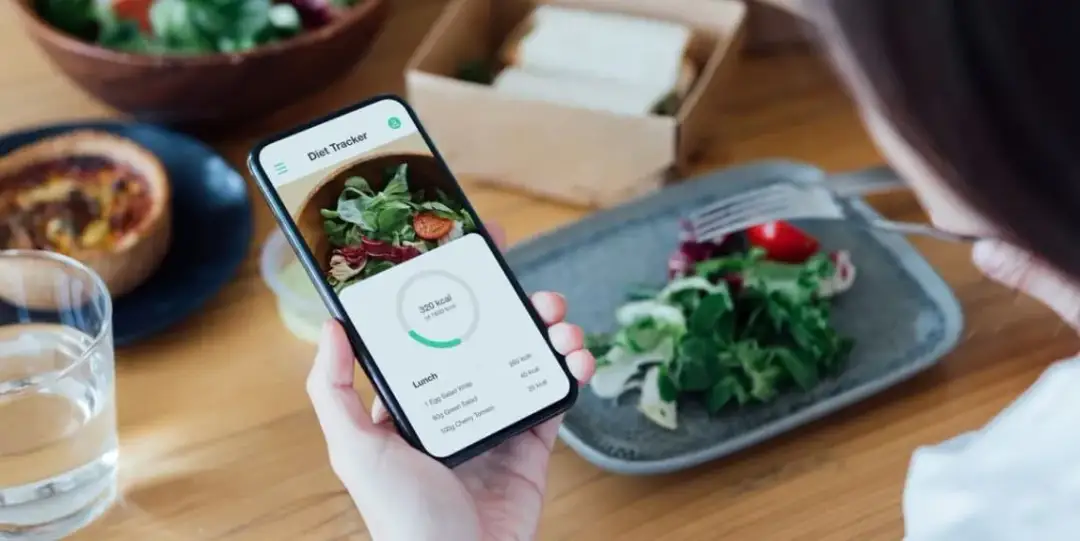 Jak skutecznie liczyć kalorie i nie zwariować? Prosty kalkulator kalorii