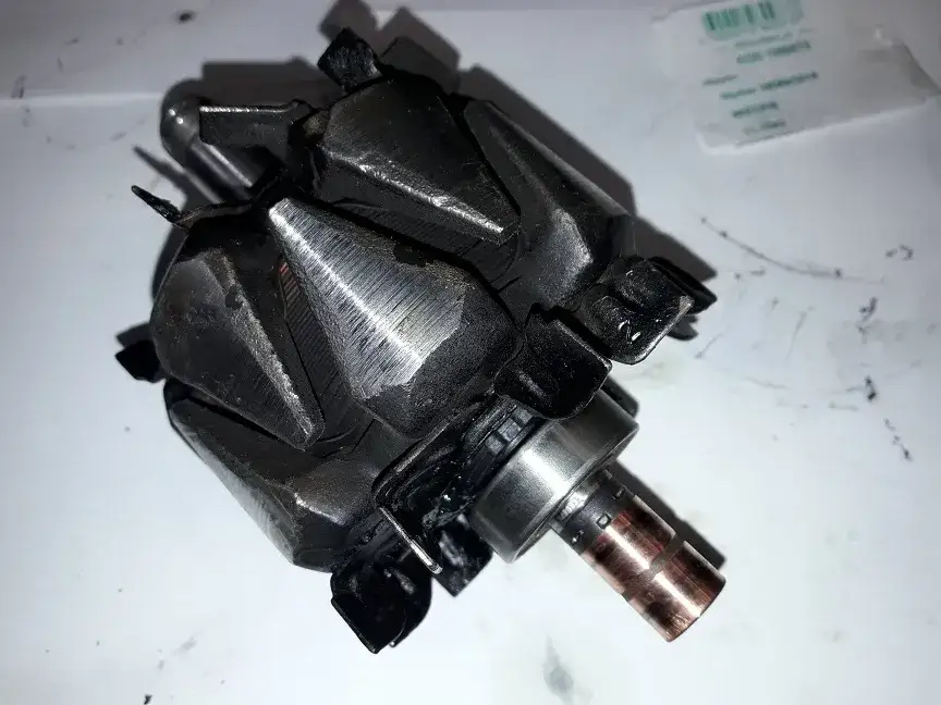 Napięcie ładowania alternatora 24V: Unikaj kosztownych awarii elektrycznych