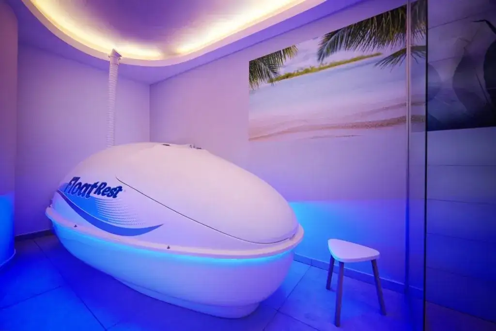 Komora sensoryczna: Jak wykorzystać jej korzyści dla zdrowia i relaksu