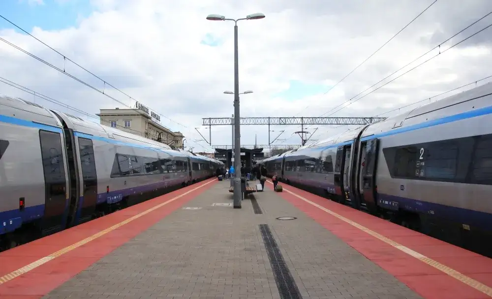 Intercity Praga do Warszawy - gdzie się zatrzymuje i co warto wiedzieć
