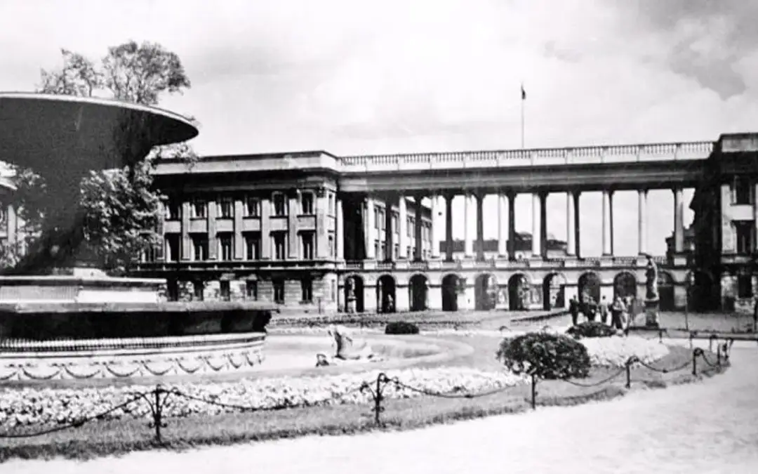 Kto wybudował pałac saski w Warszawie? Fascynująca historia i architektura