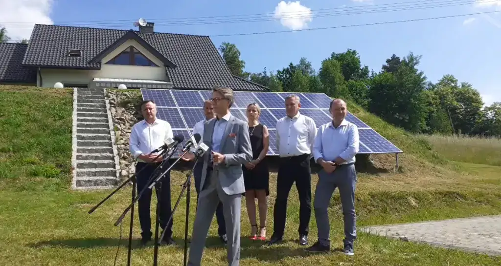 Borys Budka gdzie mieszka? Zobacz szczegóły jego pięknego domu