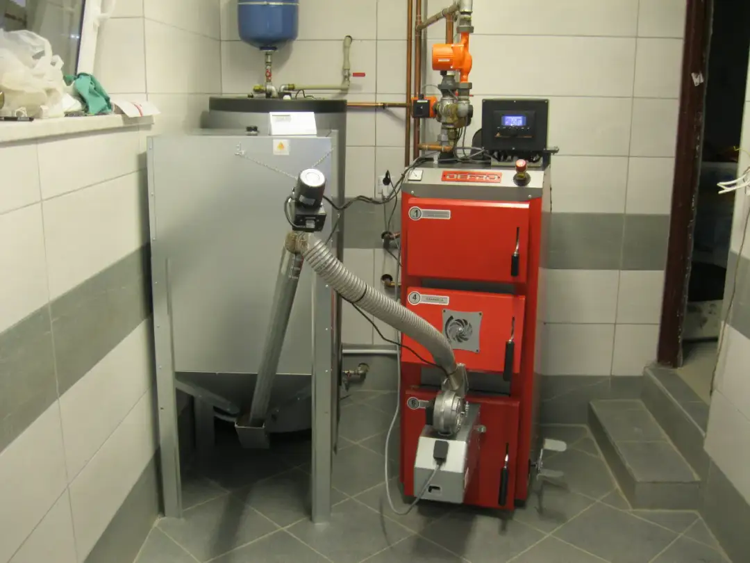 Montaż palnika na pellet to koniec ery węgla? Analiza eksperta