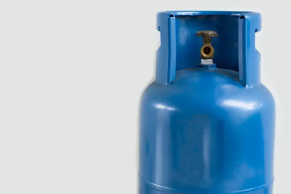 Czy gaz LPG to gaz ziemny? Odkryj kluczowe różnice i zastosowania