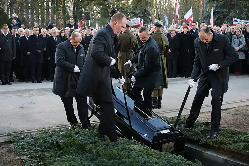 Jak sprawdzić datę pogrzebu w Szczecinie i uniknąć nieporozumień