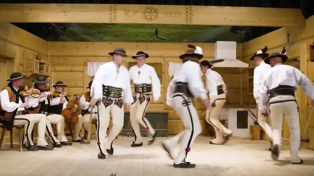 Węgierski taniec jak zbójnicki: poznaj tajemnice tańca hajduk