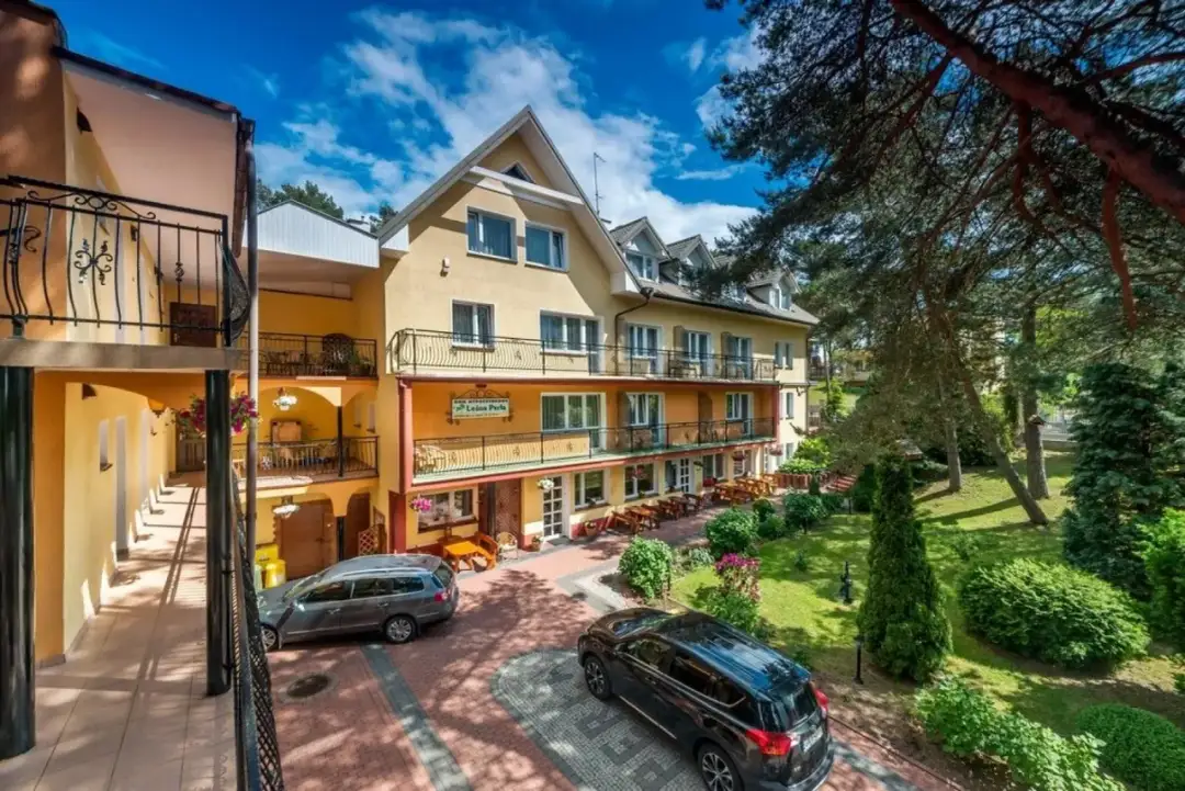 Dom Opieki Leśna Góra: Czy to idealne miejsce dla Twoich bliskich?