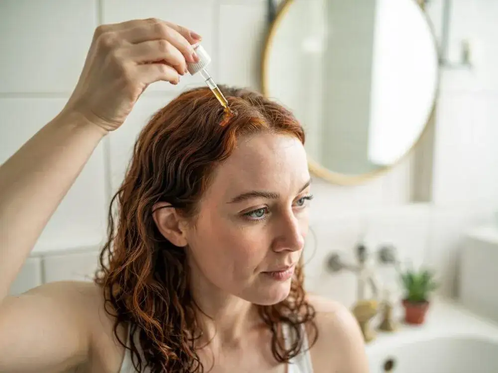 Jak stosować wcierkę do włosów, aby uzyskać najlepsze rezultaty