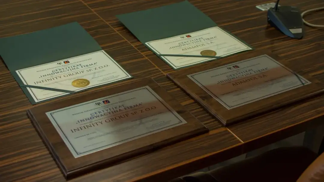 Infinity co to za firma? Odkryj jej historię i innowacyjne produkty