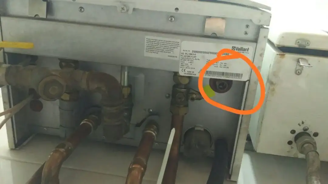 Prawidłowe ciśnienie wody w piecu gazowym Vaillant - zasady i porady