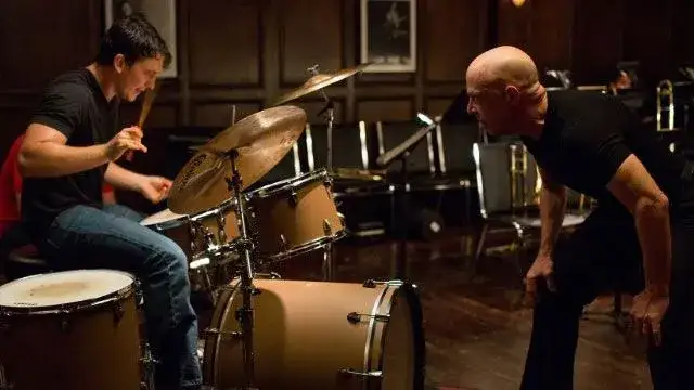 Recenzja filmu Whiplash: Emocjonujący thriller o cenie sukcesu