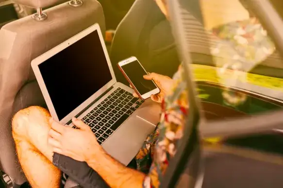 Najlepsze gry online na długie podróże samochodem