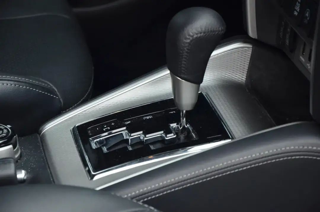 Co daje wymiana oleju w skrzyni biegów? Uniknij kosztownych napraw