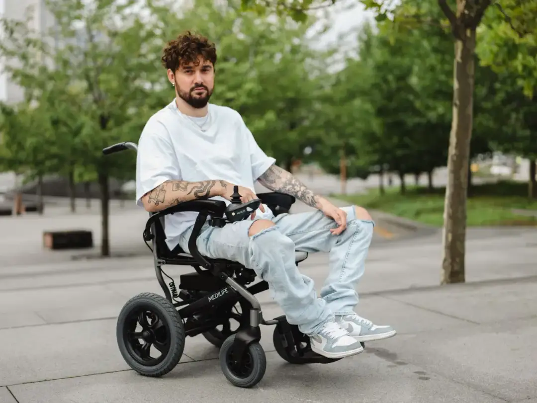 Komu przysługuje wózek inwalidzki? Sprawdź, czy się kwalifikujesz