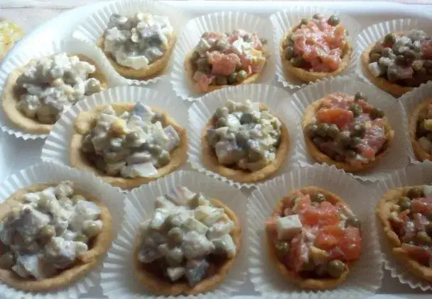 Gdzie kupić babeczki do sałatki jarzynowej? Sprawdź najlepsze oferty