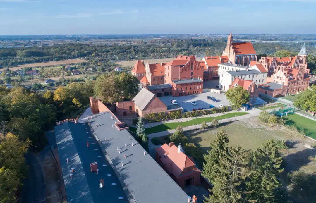 Co skrywa zamek w Chełmnie: historia miejscowości