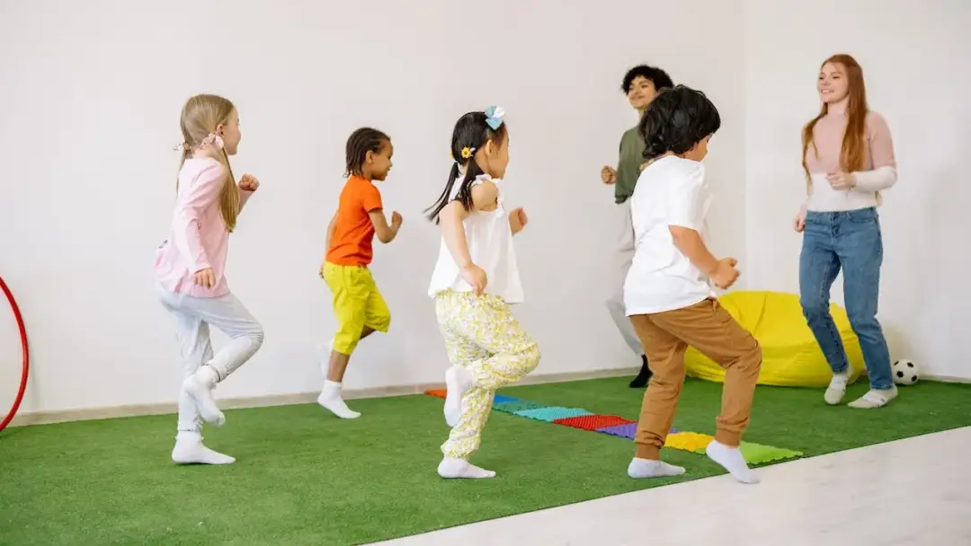 Zabawy i gry ruchowe Chomikuj: Najlepsze pomysły na zajęcia dla dzieci