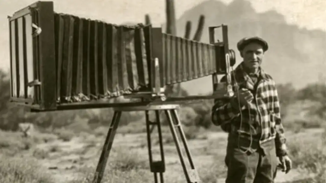 Pierwszy aparat fotograficzny: Jak wyglądał i działał?