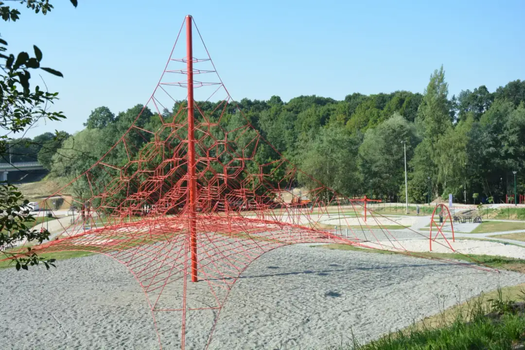 Park Trzy Wzgórza: Darmowe atrakcje, ceny i czy warto odwiedzić?