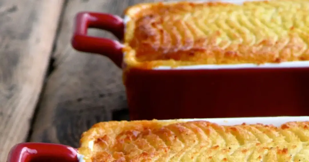 Szybka zapiekanka z ziemniaków puree i mięsa mielonego na obiad