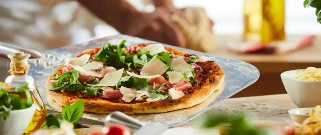 Najlepsze dodatki do pizzy wegetariańskiej, które zaskoczą smakoszy