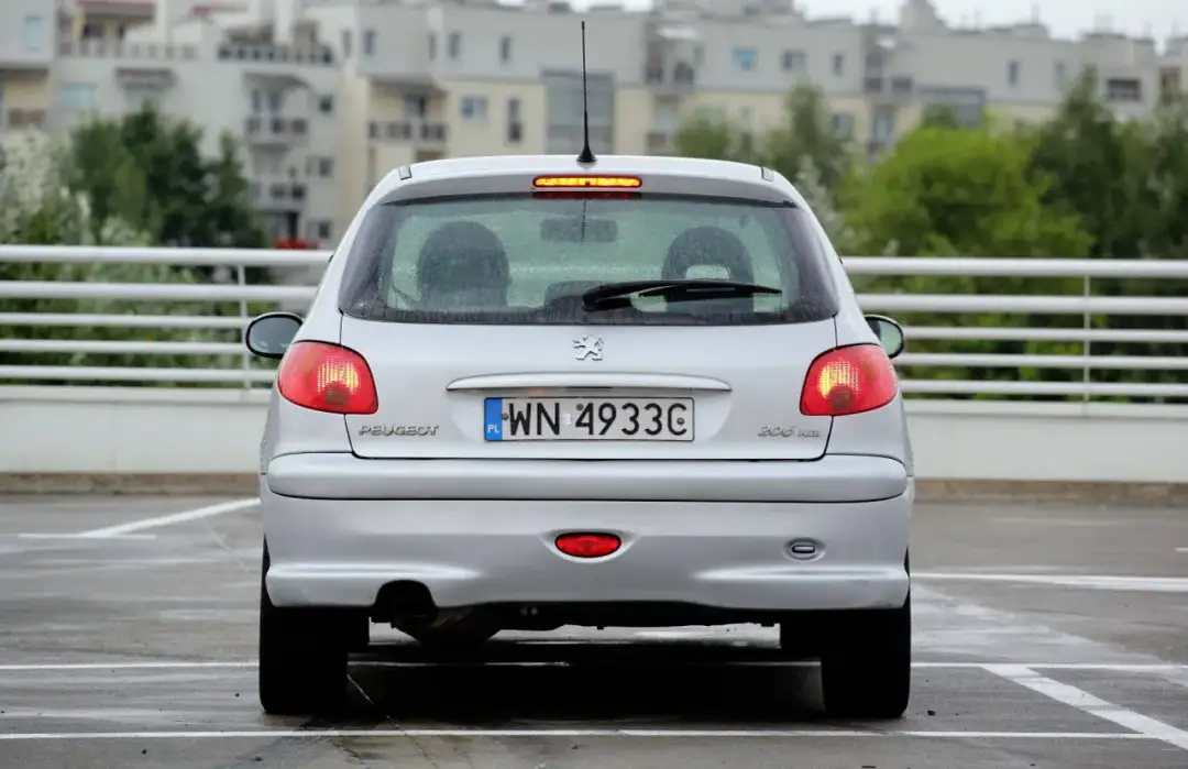 Peugeot 206 jaki silnik wybrać, aby uniknąć problemów i kosztów