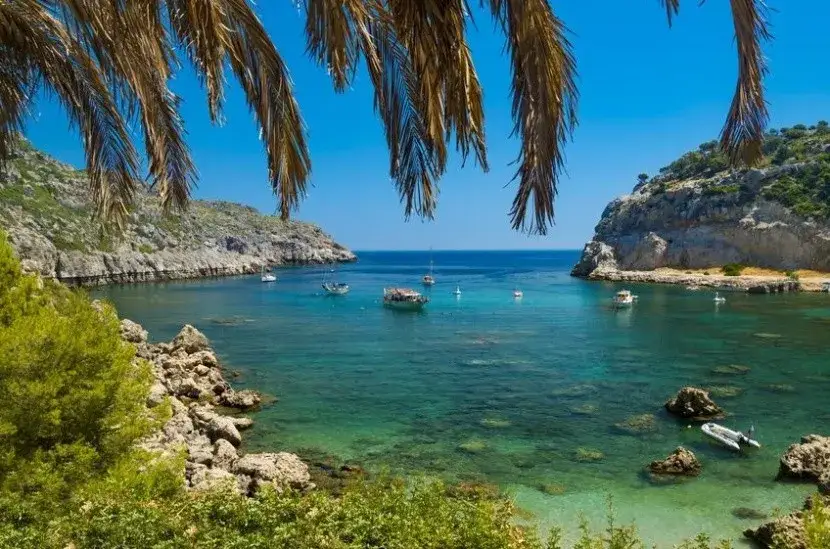 Rodos co warto kupić: unikaty, które zachwycą każdego turystę