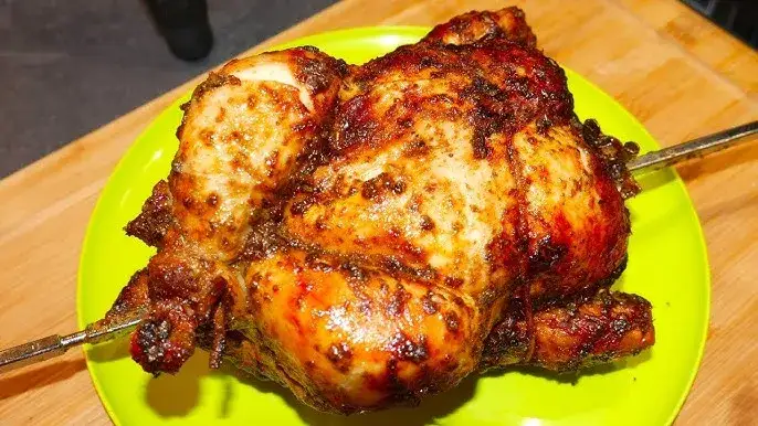 Jak podgrzać kurczaka z rożna, by nie stracił soczystości i smaku