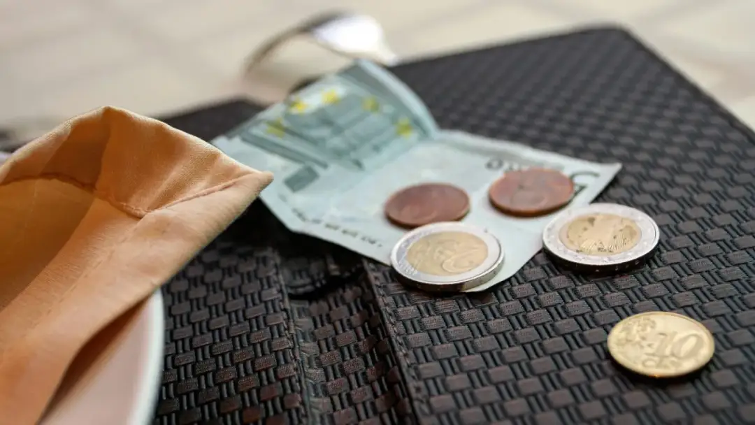 Jakie napiwki w Turcji w hotelu? Sprawdź, aby uniknąć faux pas