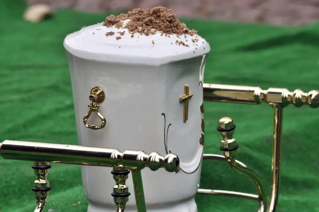 Ile popiołu zostaje po kremacji? Zaskakujące fakty i różnice