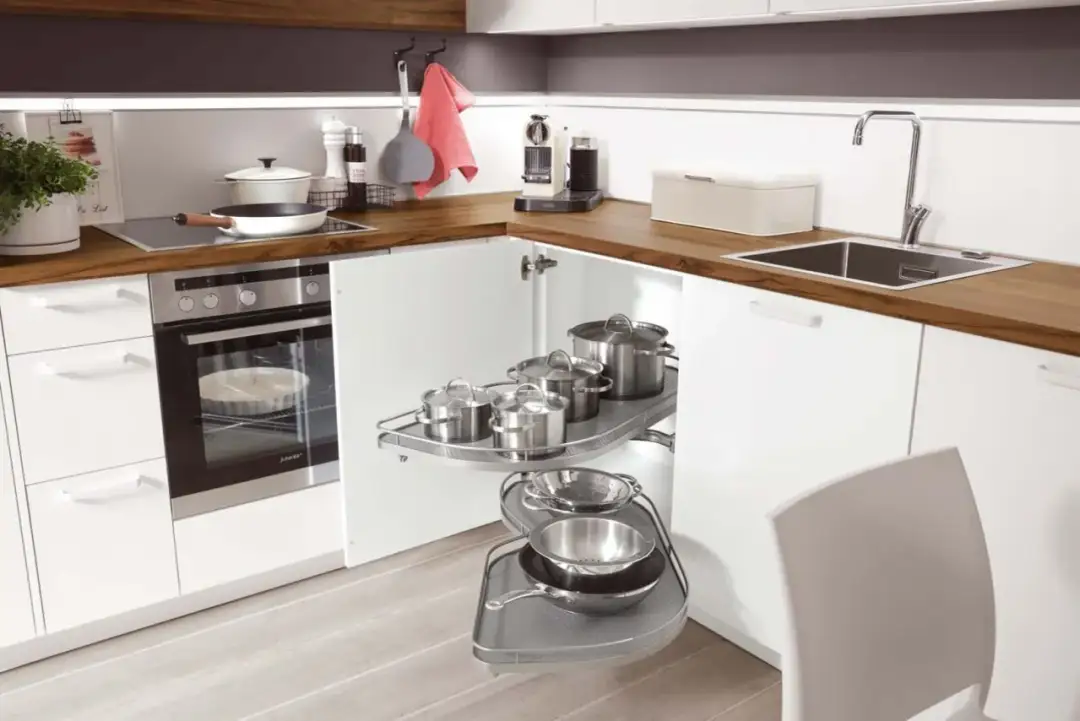 Jak ustawić szafki w kuchni, aby maksymalnie wykorzystać przestrzeń