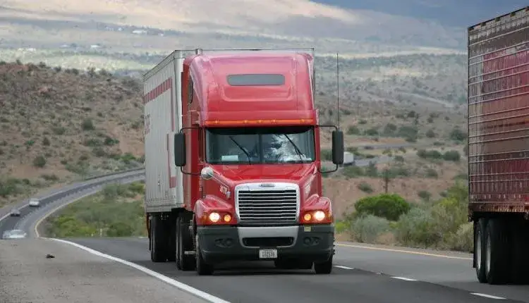 Jak zostać kierowcą tira w USA bez kosztownych błędów i rozczarowań