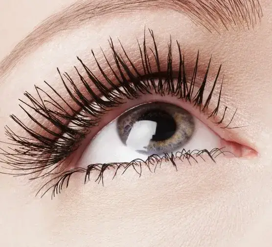 Rzęsy skręt C czy D - który wybór sprawi, że twoje oczy zabłysną?