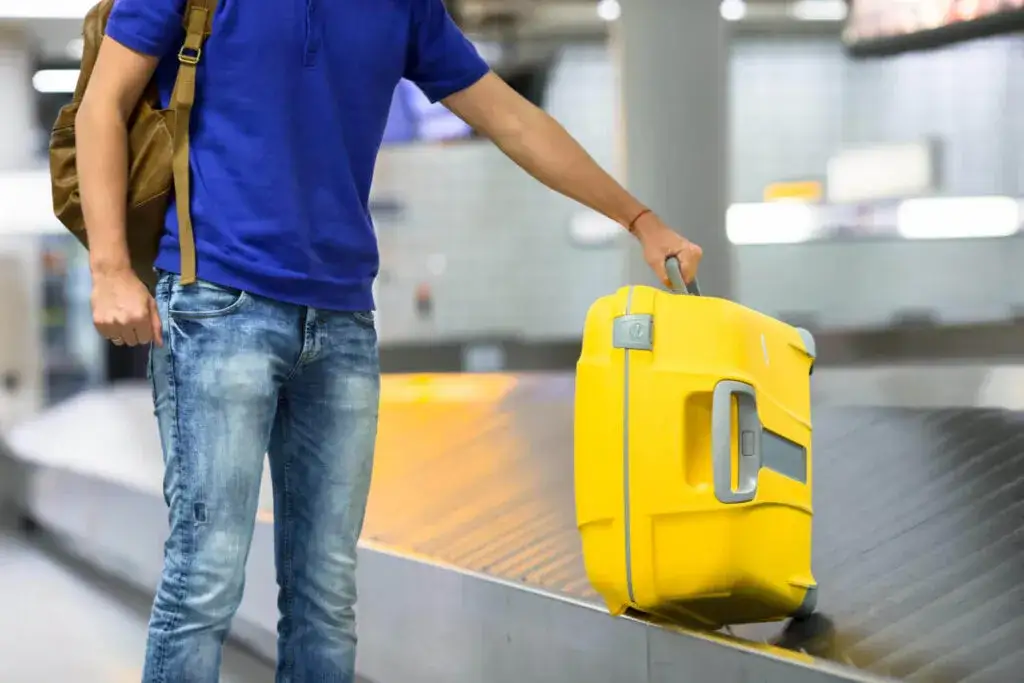 Nadanie bagażu ile przed odlotem Wizz Air? Uniknij problemów na lotnisku