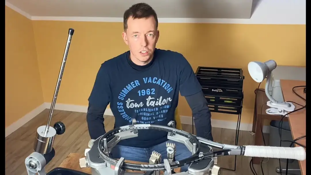 Jak założyć tłumik drgań w tenisie: 5 prostych kroków