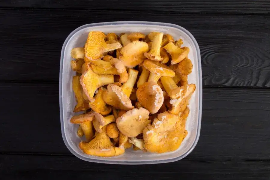 Jak przygotować sos z mrożonych kurek: 5 prostych kroków