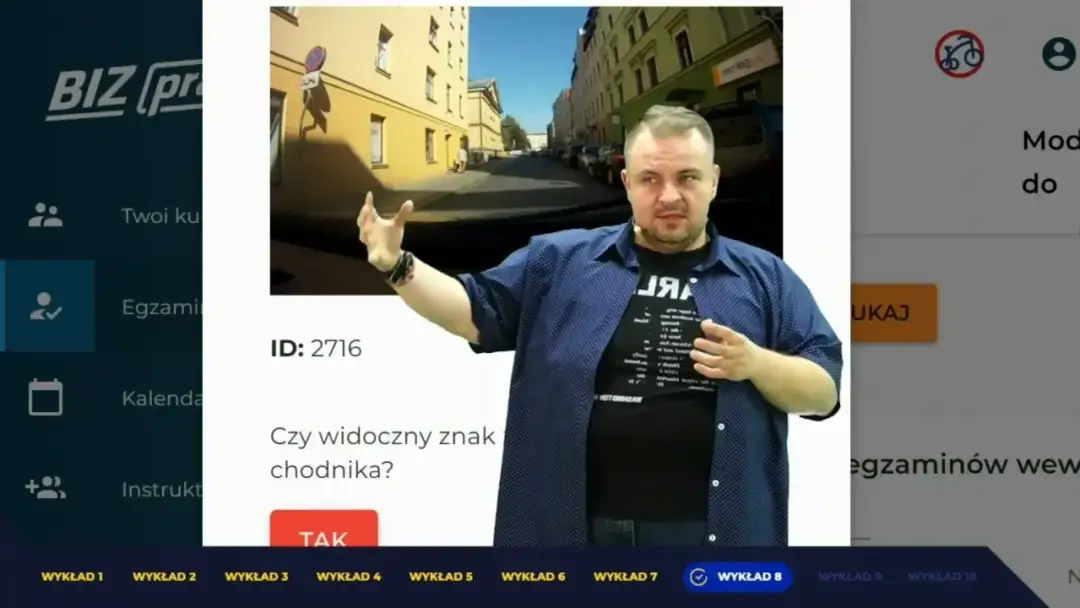 Czy widoczny znak zakazu dotyczy tylko chodnika? Odkryj zasady!