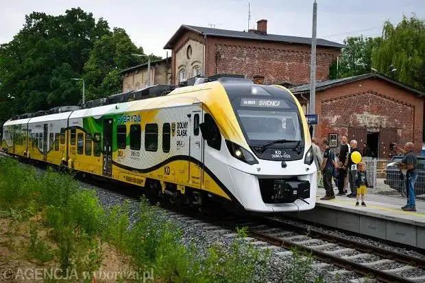 Lądek-Zdrój pociągiem: Nowa trasa, kompletny przewodnik!