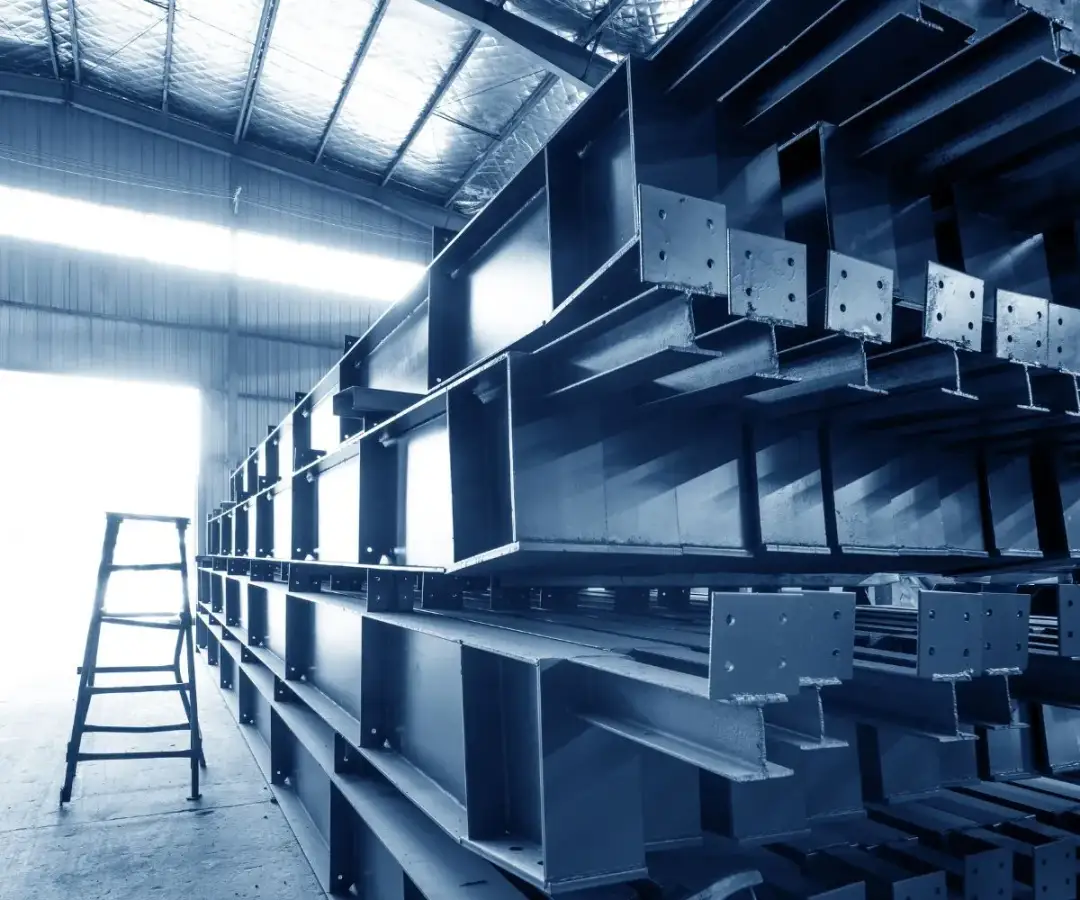 Ile zarabia monter konstrukcji stalowych? Zaskakujące wyniki i fakty