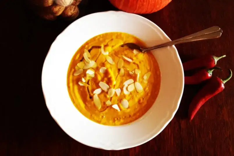Krem z dyni na ostro? Pikantna zupa dla odważnych smakoszy