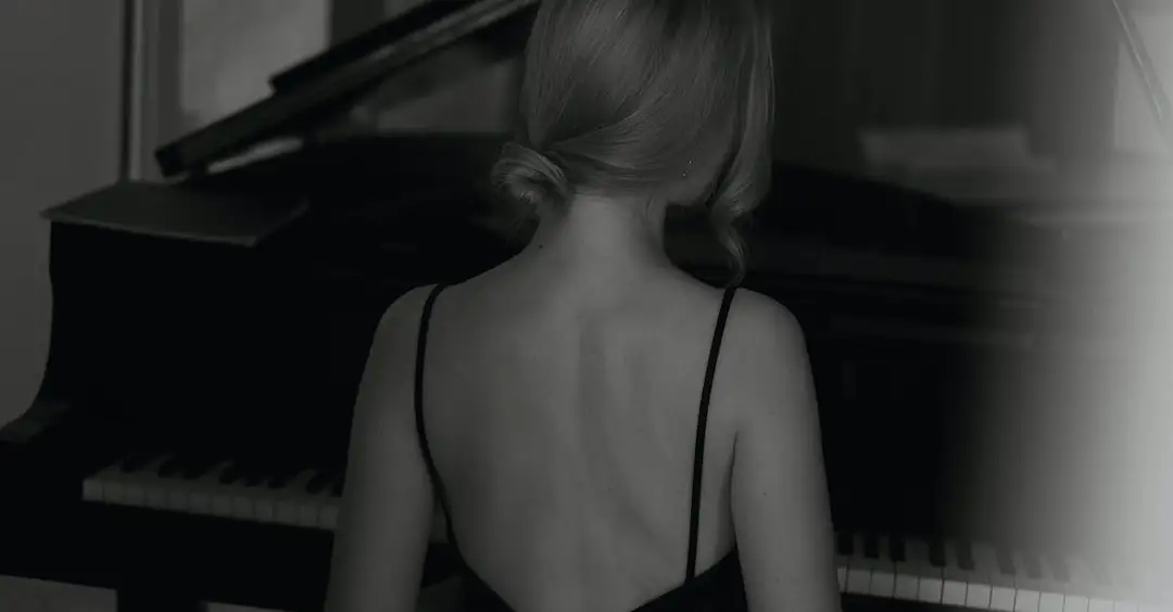 Jak zagrać swój pierwszy utwór na pianinie? Praktyczny poradnik