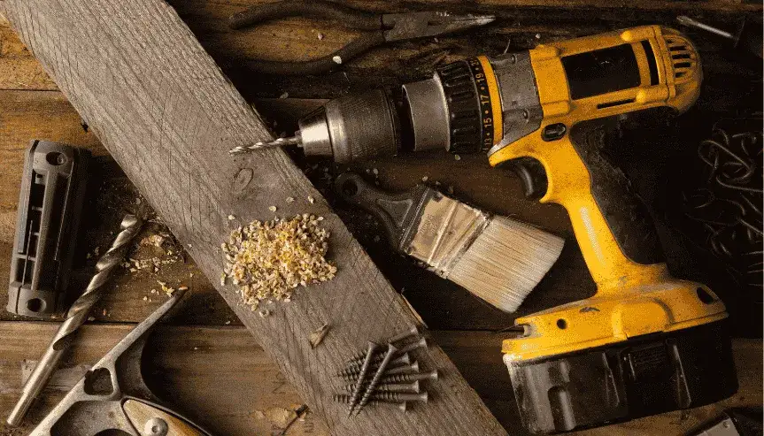Jaka wkrętarka dla dekarza? Oto modele, które nie zawiodą w pracy
