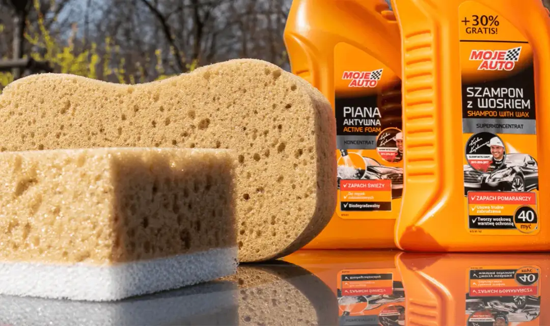 Jaka gąbka do mycia auta? Wybierz najlepszą, by nie uszkodzić lakieru