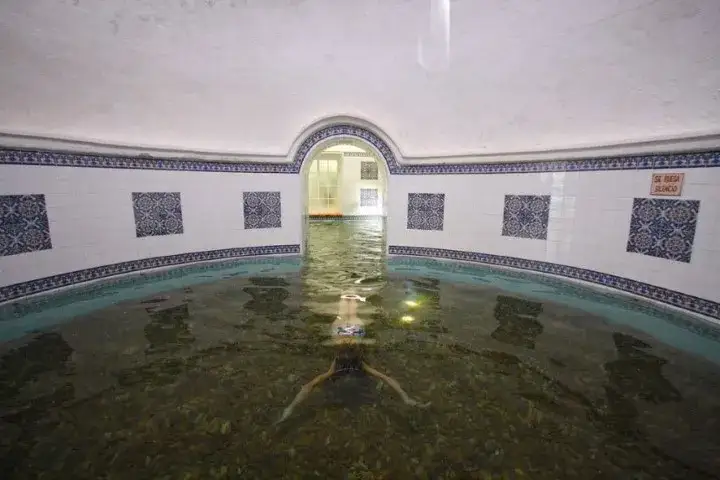 Balneario Alange: historia, tratamientos y beneficios de sus aguas termales