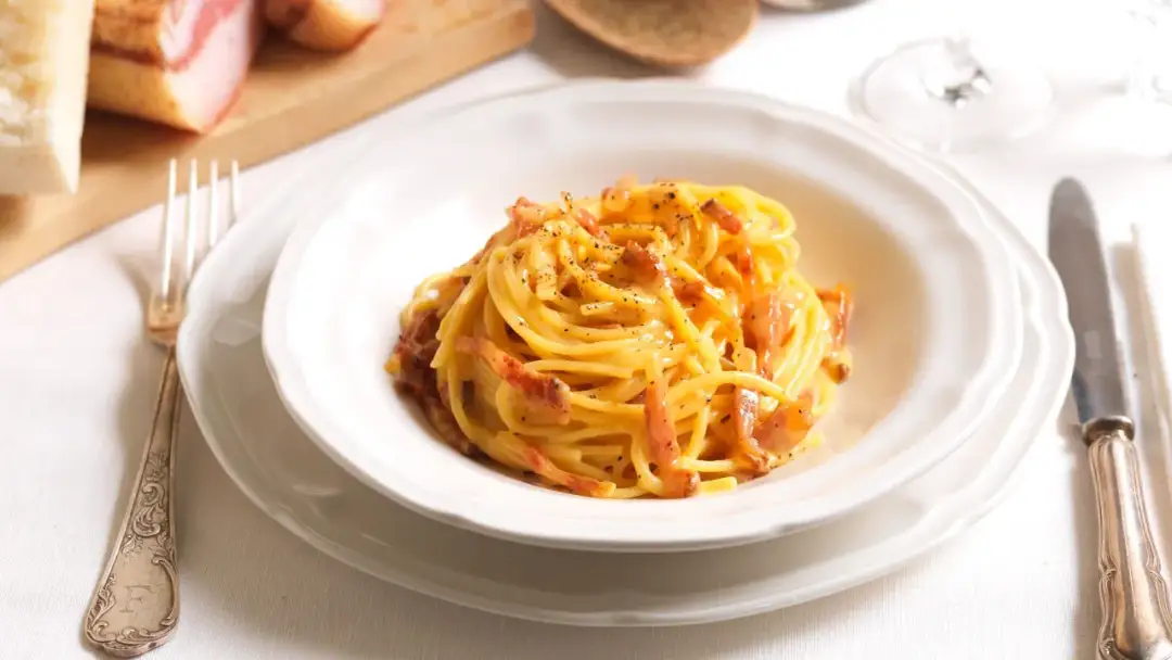 Primo Piatto: Tradizione vs Progresso in Cucina Italiana