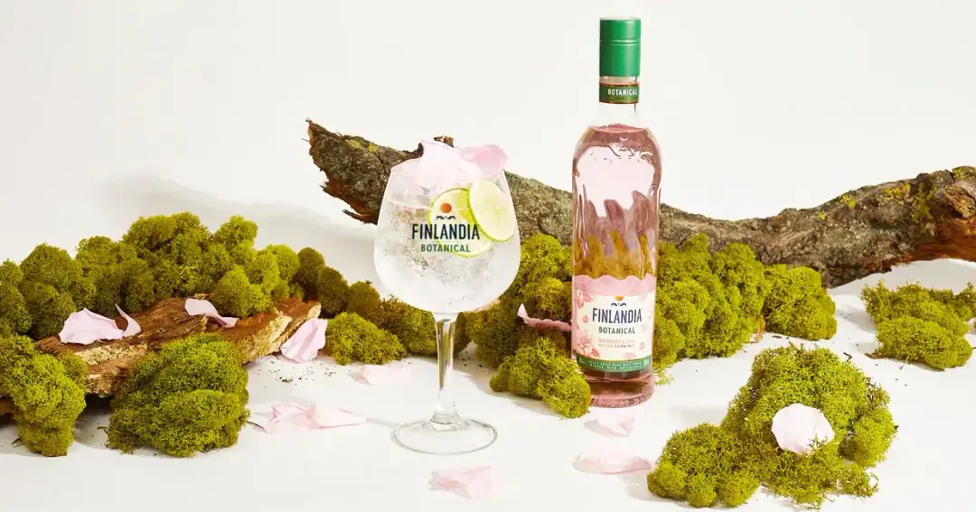 Najlepsze przepisy na koktajle z Finlandia Redberry, które musisz spróbować