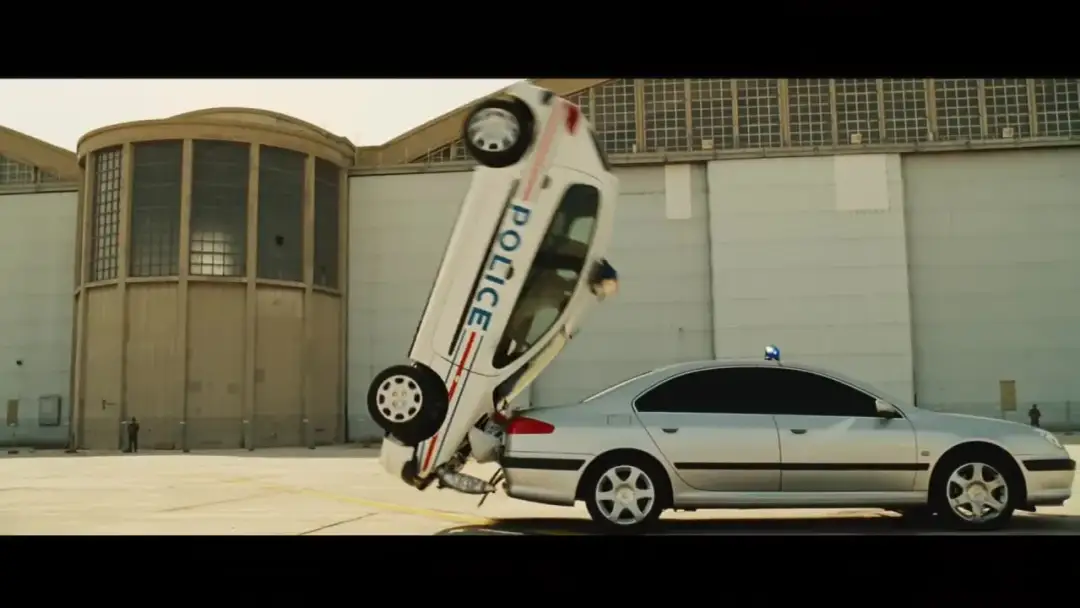 Gdzie obejrzeć Taxi 4? Sprawdź najlepsze opcje i godziny emisji