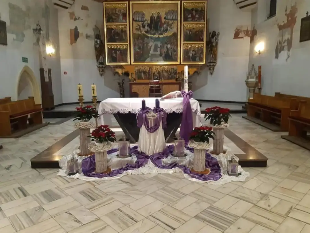 Jak ubrać kościół na adwent, by stworzyć wyjątkową atmosferę?