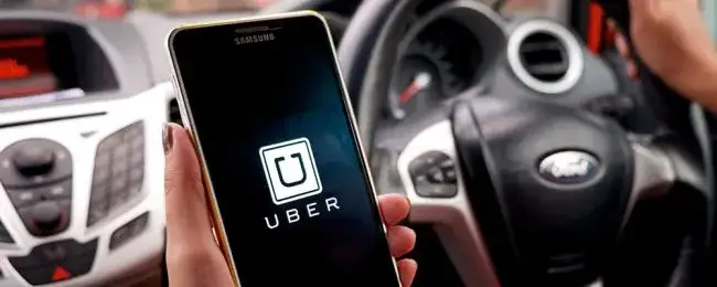 Ile można zarobić w Uberze? Prawda o zarobkach kierowców w Polsce